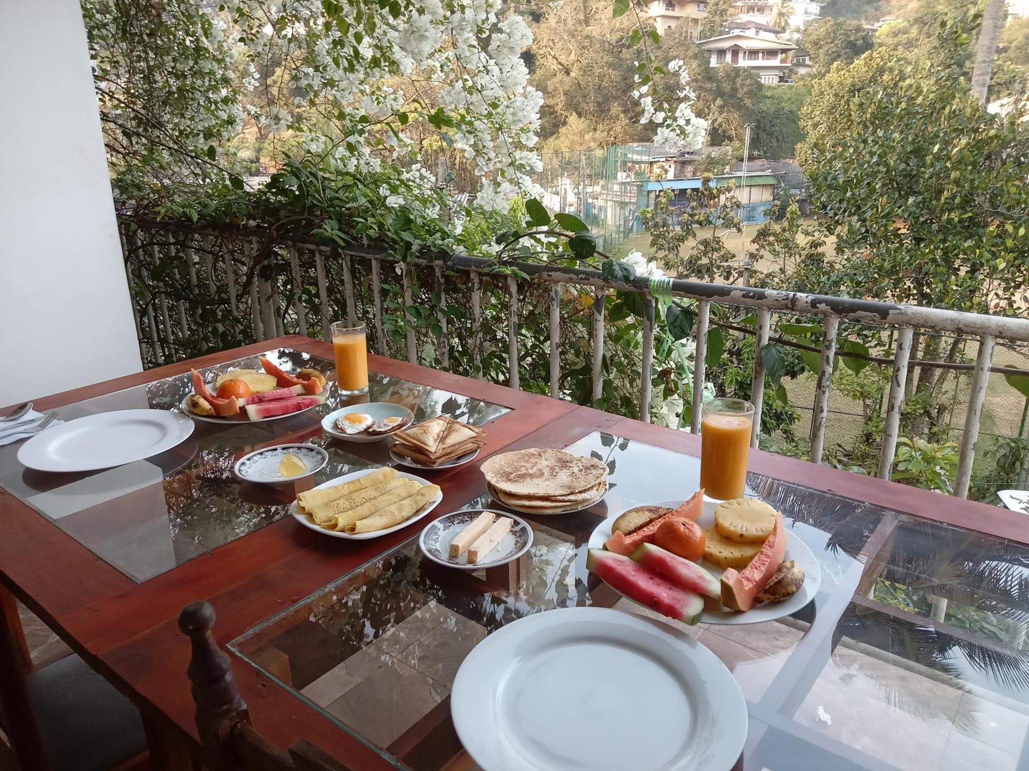 Old Town Hotel Κάντι Εξωτερικό φωτογραφία